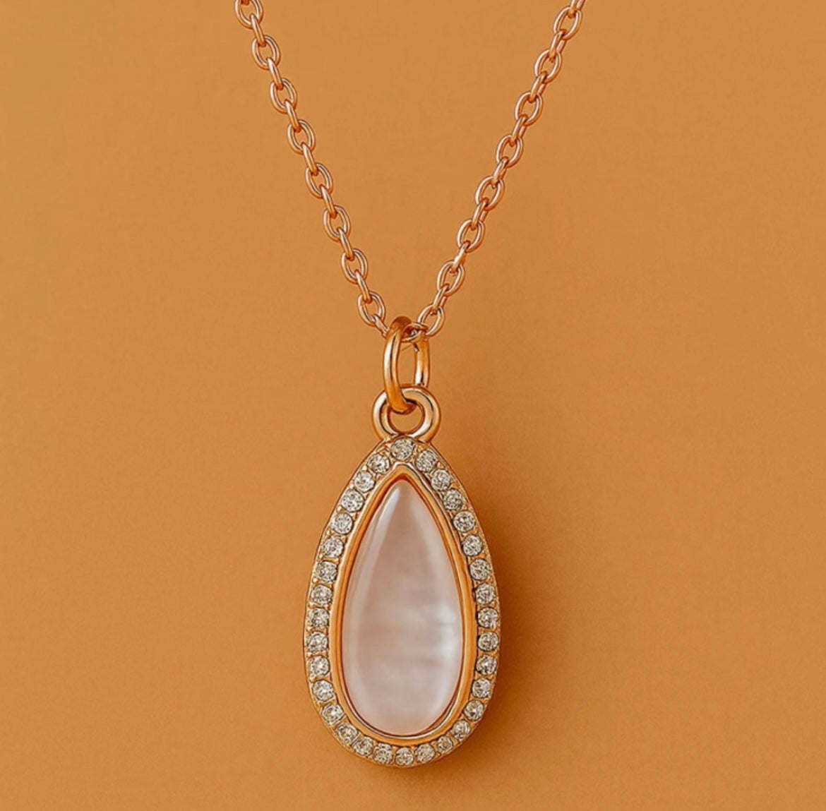 Glam Shimmering Teardrop Necklace