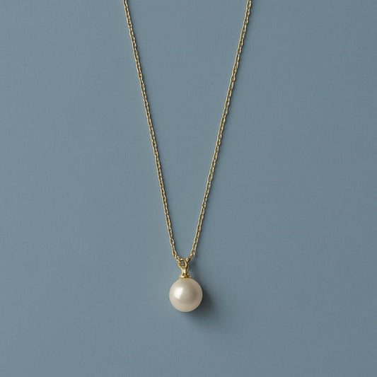 Elegant Gold Chain Pearl Pendant Necklace